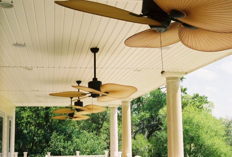 Color Through vinyl lap siding on a Jeff Davis County home, Hazlehurst Georgia.