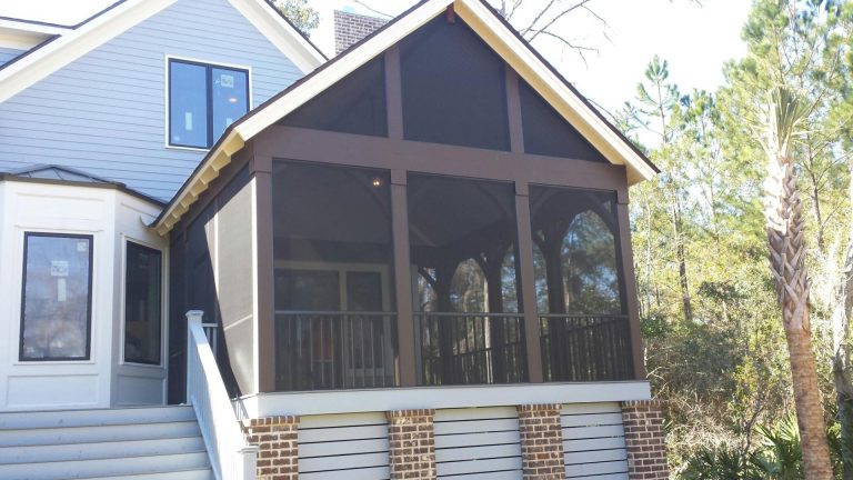 Interior of a finished Guyton screen room built for zone 9a heat and Effingham County insect pressure.