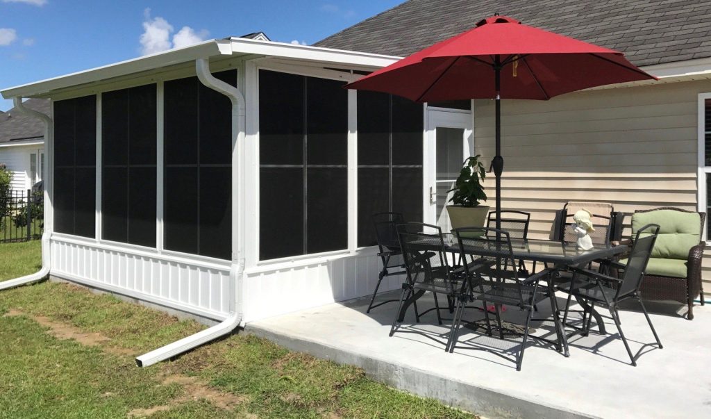 Vinyl glazed porch enclosure on a Darien Georgia home near the Georgia coast