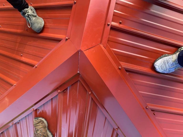 Galvalume metal roof installed on a southeast Georgia home near Patterson in Pierce County
