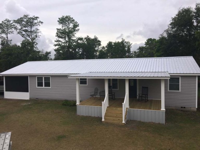 Galvalume steel metal roofing panels on southeast Georgia residential home near Brunswick.