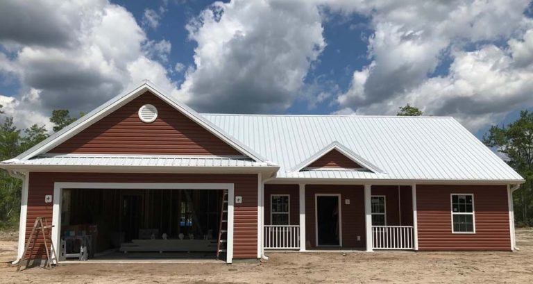 Galvalume metal roofing close-up on a southeast Georgia home in Evans County.